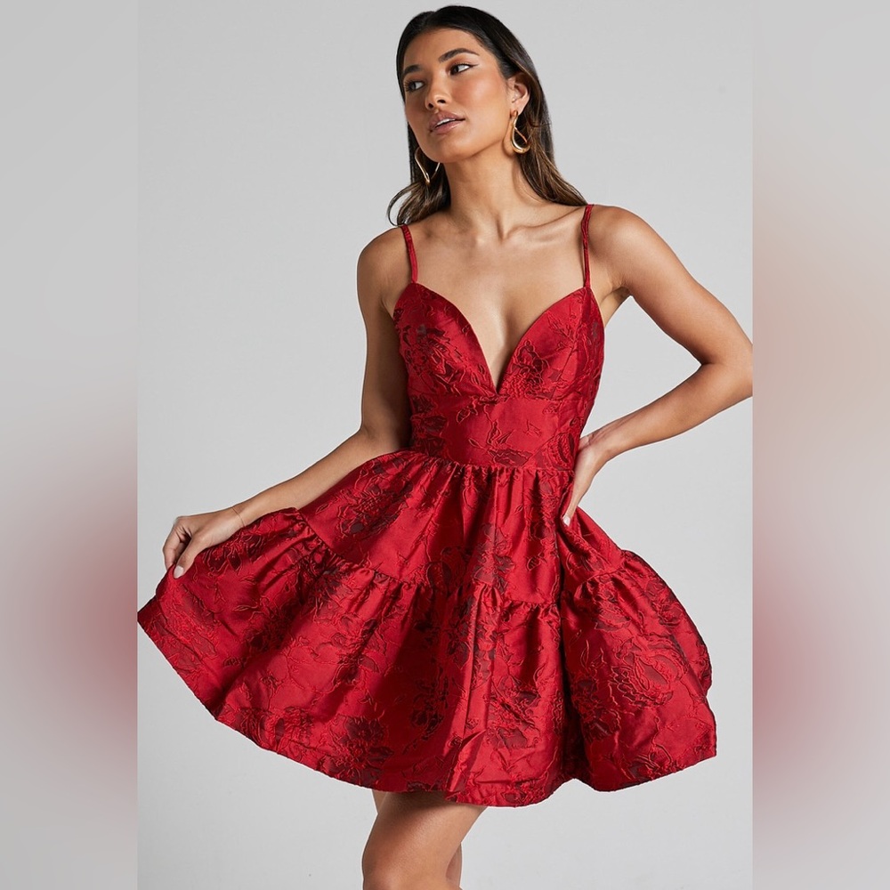 Showpo Britany Red V-Neck Jacquard Skater Mini Dress BNWT